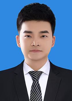 王荣亮.jpg